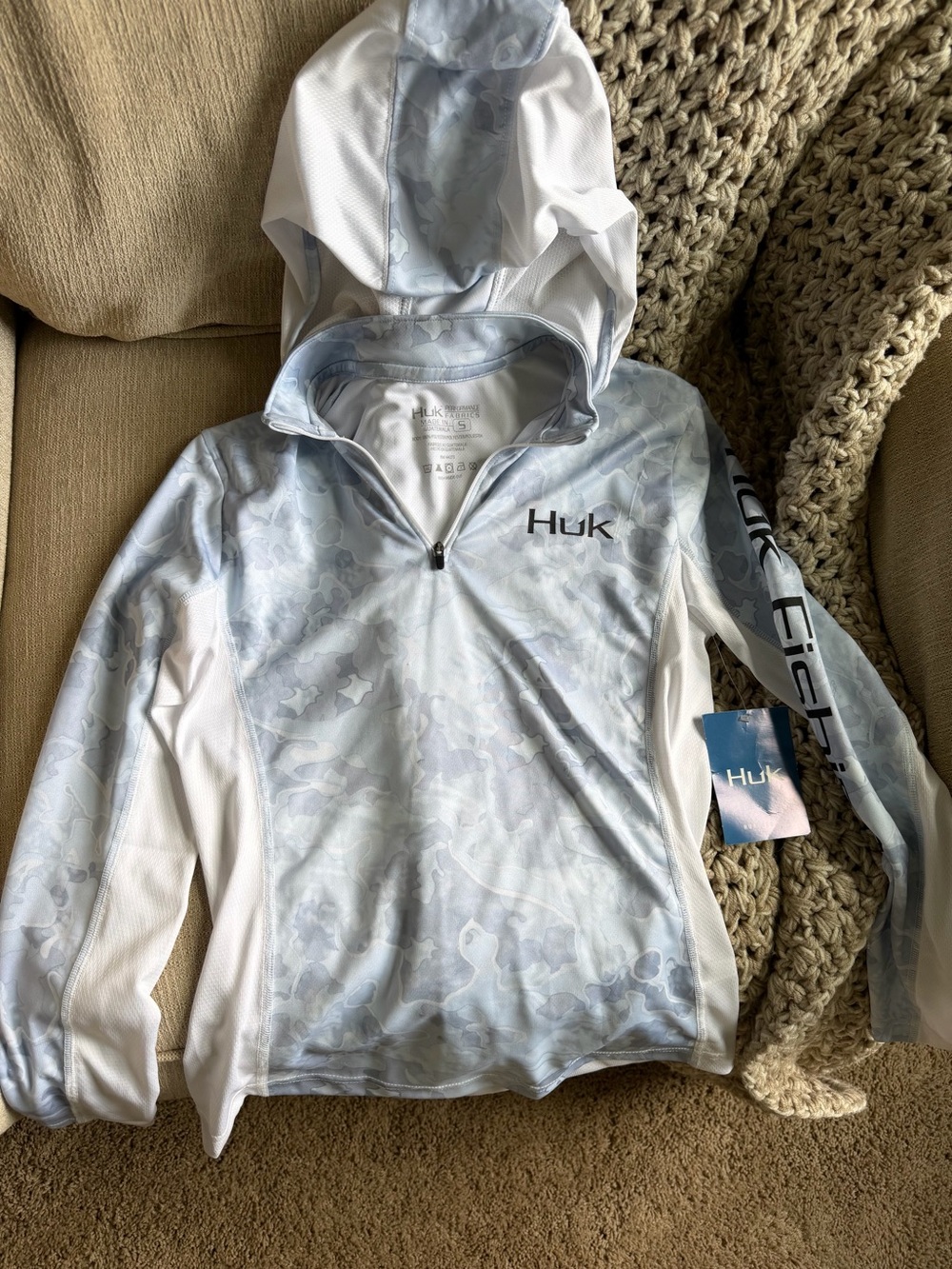 Huk Light Blue Camo Hooded Performance Pullover